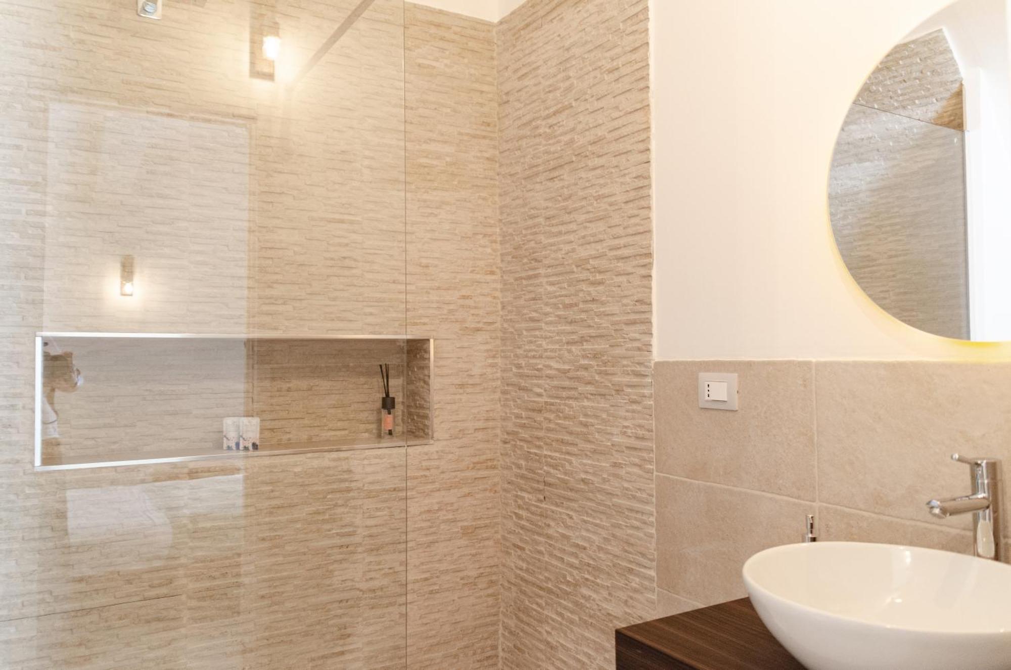 Aca Suite Luxury With Jacuzzi Adelfia Экстерьер фото